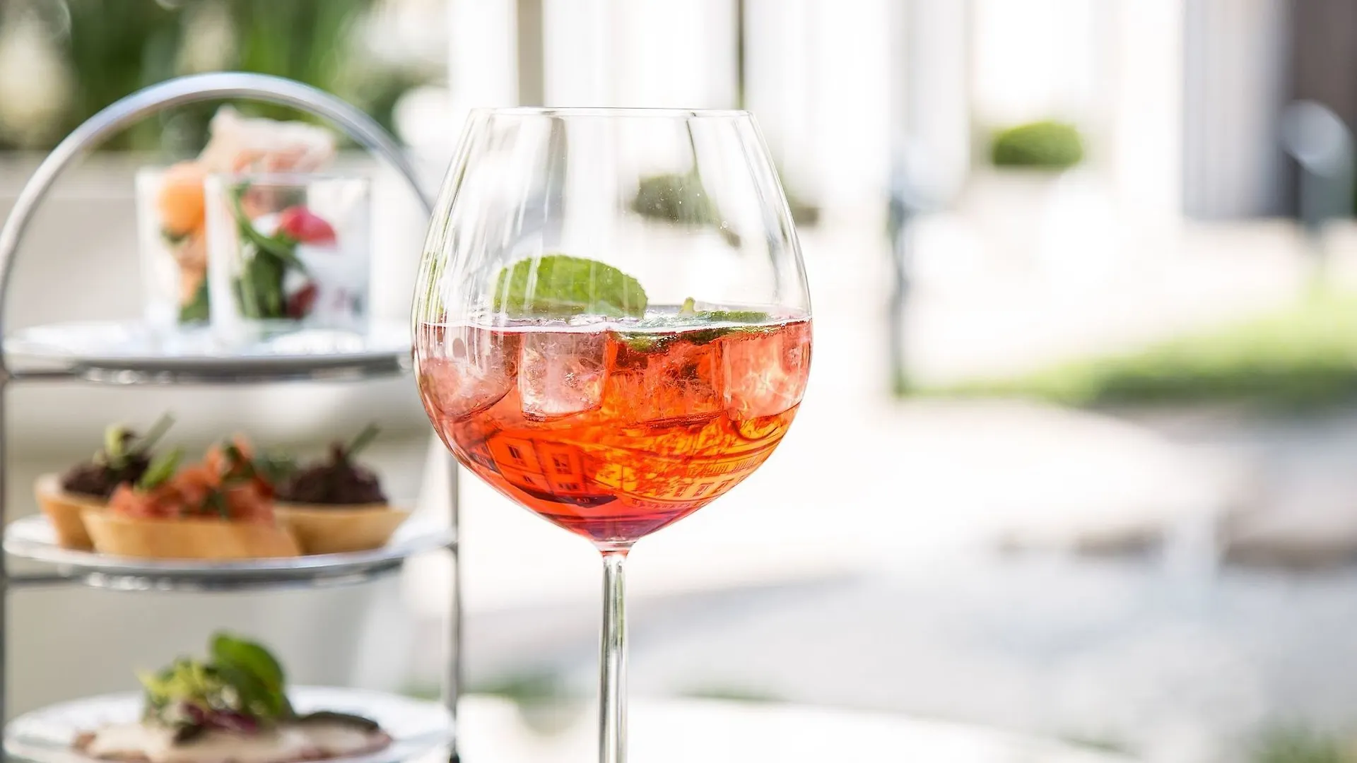 ***** Hotel Rocco Forte Villa Kennedy Frankfurt nad Menem Niemcy